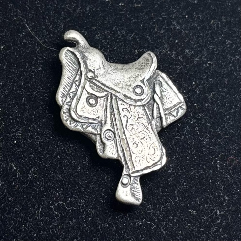 VTG Western Cowboy Cowgirl Rodeo Silver Tone Saddle Button Cover